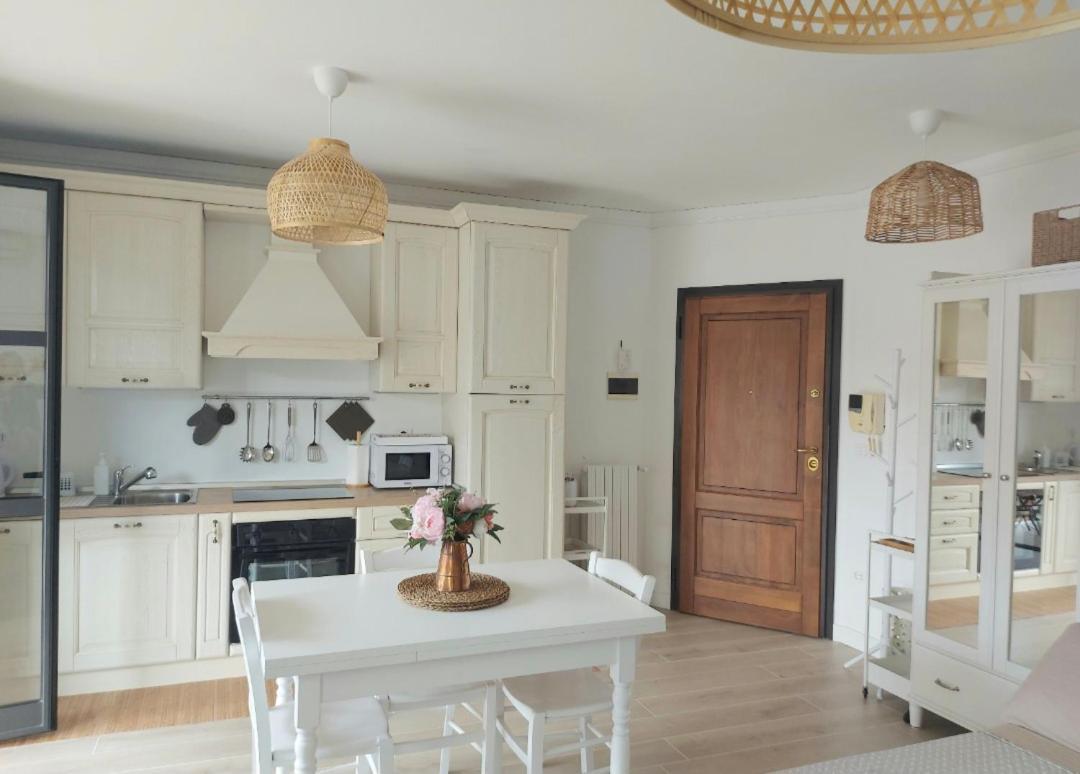 Incantevole Appartamento Monolocale Alba 2 Ngoại thất bức ảnh
