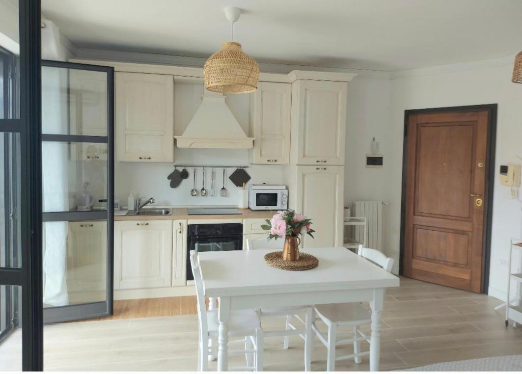 Incantevole Appartamento Monolocale Alba 2 Ngoại thất bức ảnh