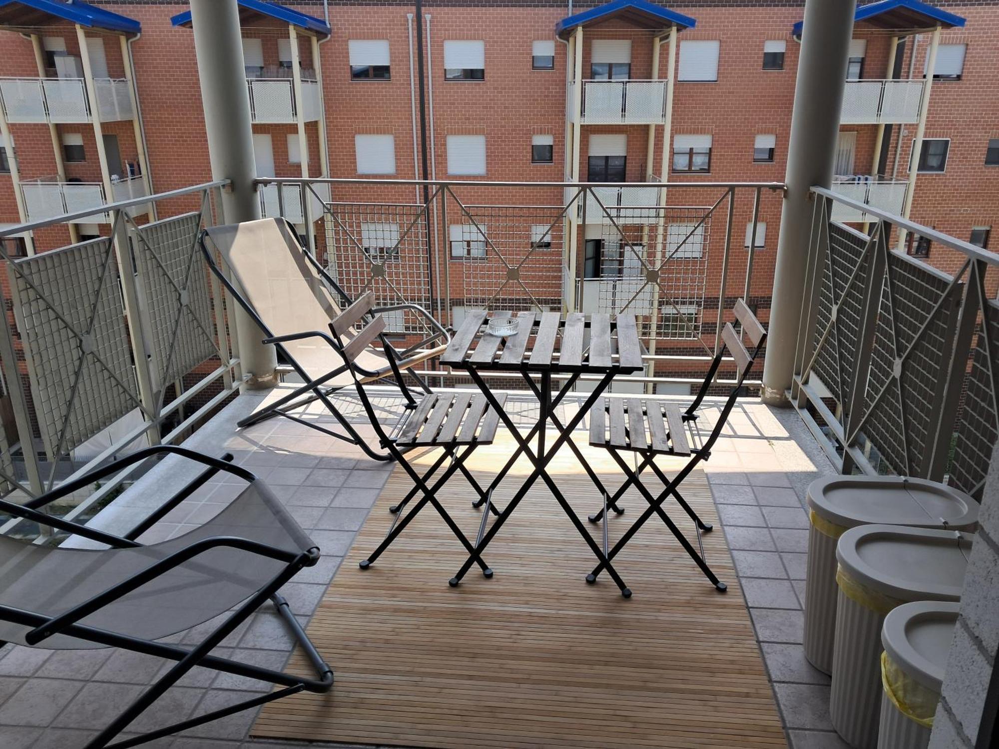 Incantevole Appartamento Monolocale Alba 2 Phòng bức ảnh