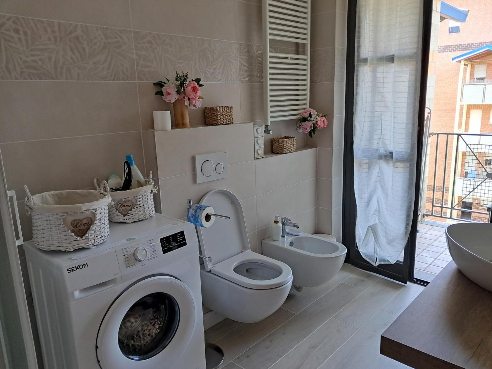 Incantevole Appartamento Monolocale Alba 2 Ngoại thất bức ảnh